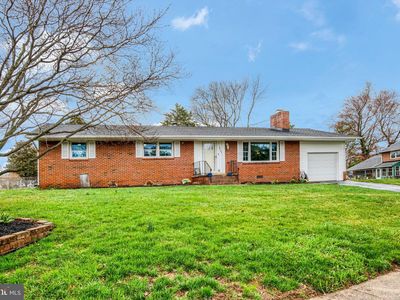 8909 Hill Pl, Manassas, VA, 20110