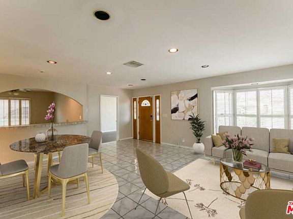 2nd image of 3644 W 62nd St