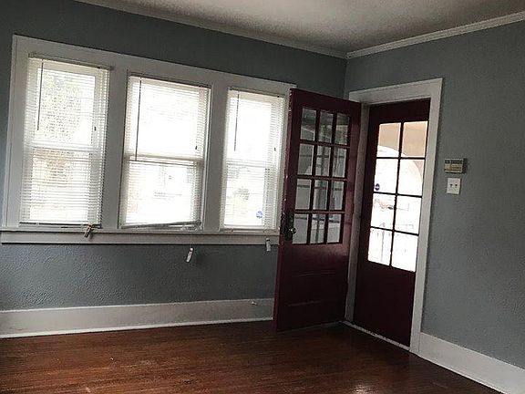 All natural hardwood floors in living and dining room