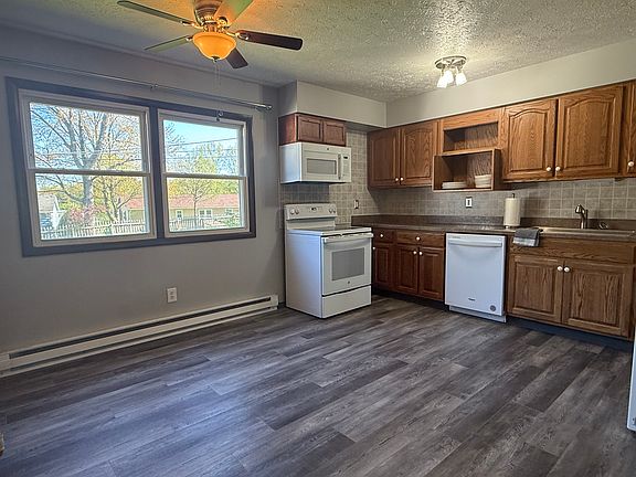 5th image of 1810 Cher Ct