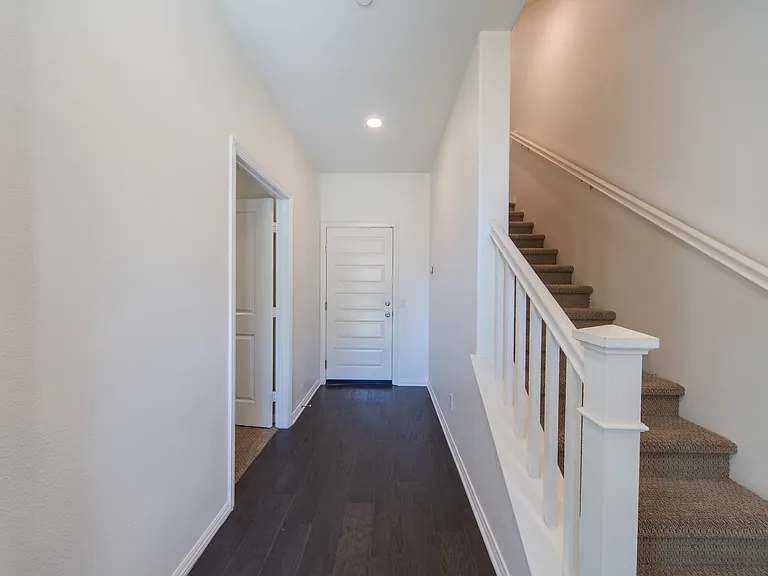 16145 Sereno Ln — Photo 26