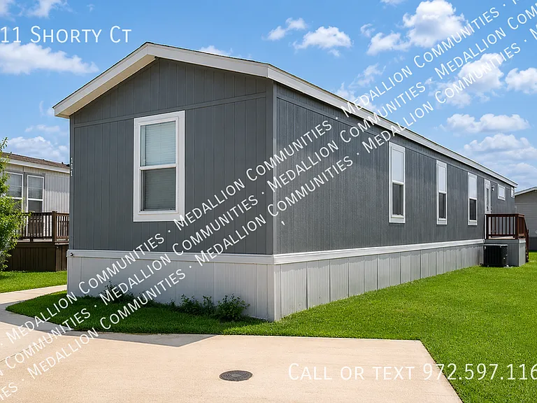 111 Shorty Ct — Photo 2