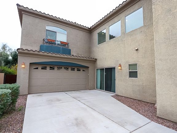 3rd image of 234 E Placita Lago Del Mago