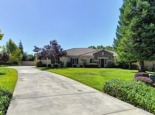 9346 Silverstone Ln, Elk Grove, CA 95624