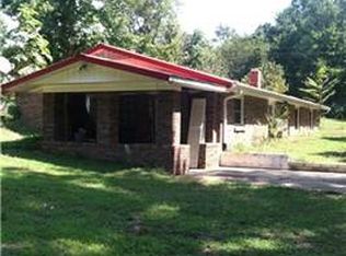 395 Eagle Factory Rd, Lawrenceburg, TN 38464