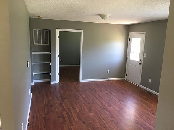 4th image of 67 Stambaugh Estates Dr