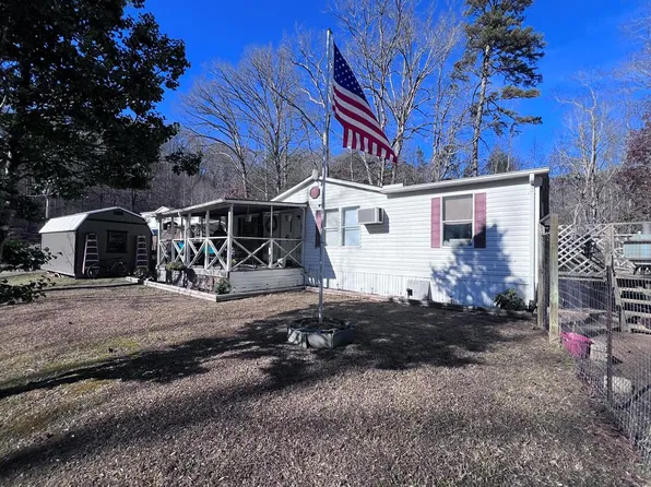 29 Sherrill Rd, Bryson City, NC 28713