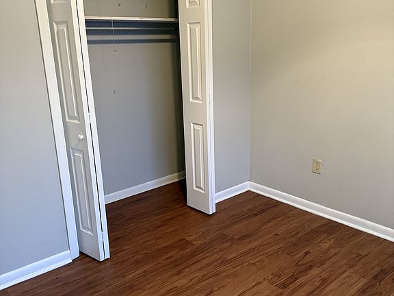 2nd image of 203 1/2 N Poplar St #B