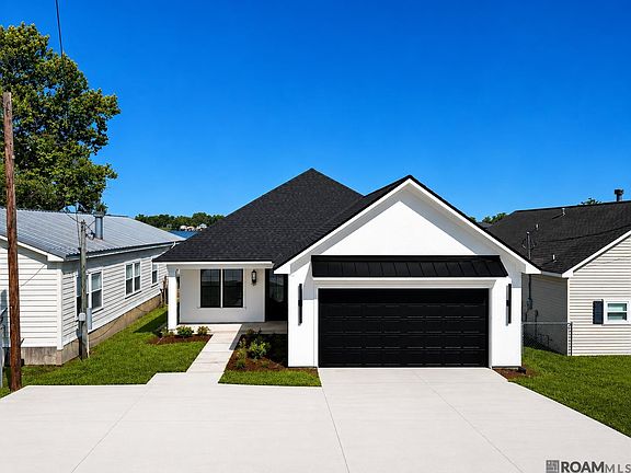5th image of 8749 Island Rd