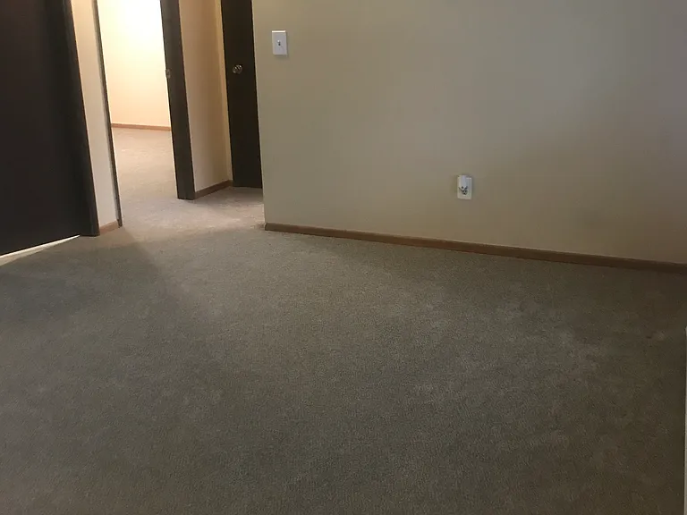715 E Crown Ave #715 — Photo 8