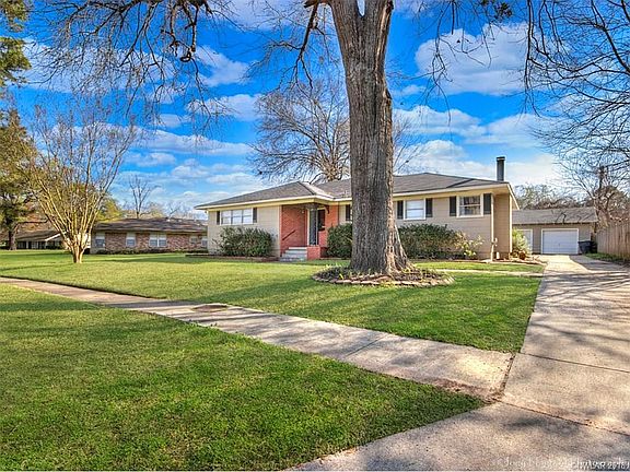 2nd image of 3607 Parkway Dr