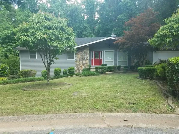 676 Elam Forest Ct, Stone Mountain, GA 30083