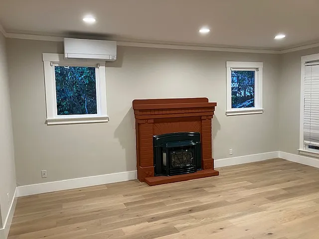 1070 Pine St — Photo 8
