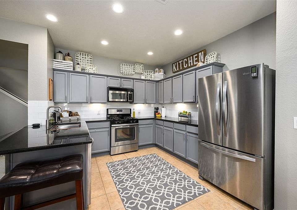 1st image of 26163 Flinton Dr