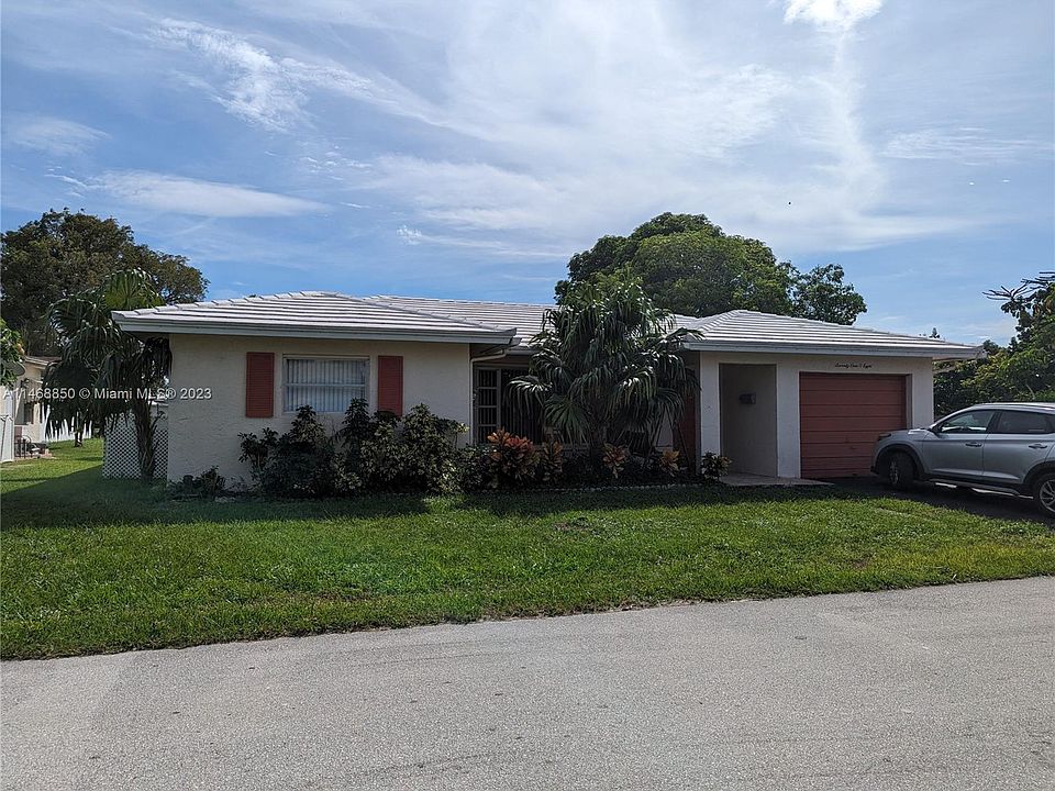 1st image of 7108 NW 76th Ct