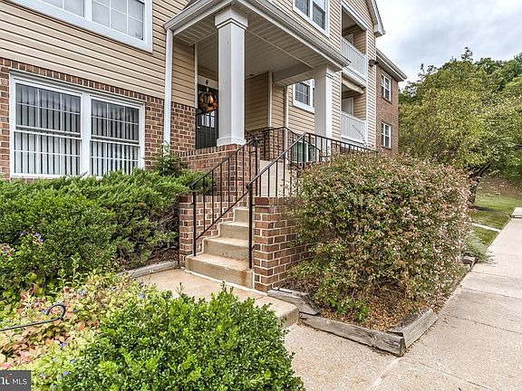 3rd image of 4 Rumford Dr Unit 101