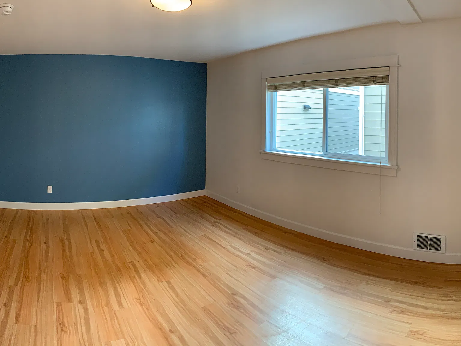 2 bed, 1000 sqft, $3,000 — Photo 4