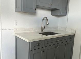 12752 SW 211th St #2, Miami, FL 33177