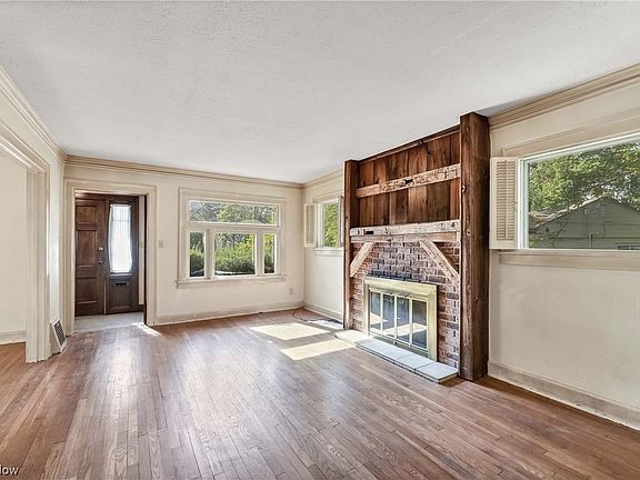 2nd image of 420 Juneway Dr