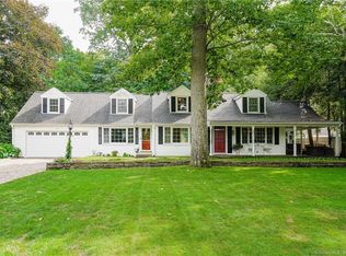 19 Woodpond Rd, West Hartford, CT 06107