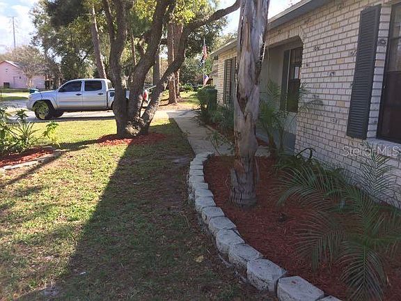 5th image of 113 Elderwood St