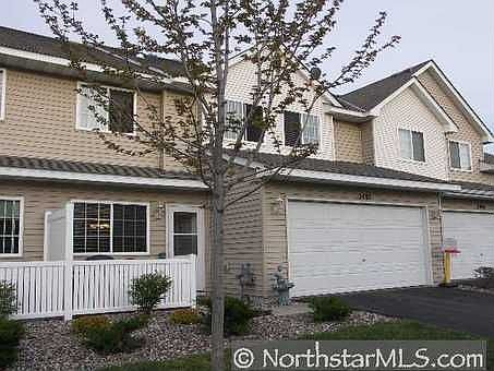 1st image of 2492 Yellowstone Dr