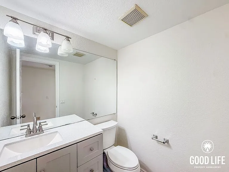 11775 Scripps Lake Dr — Photo 12