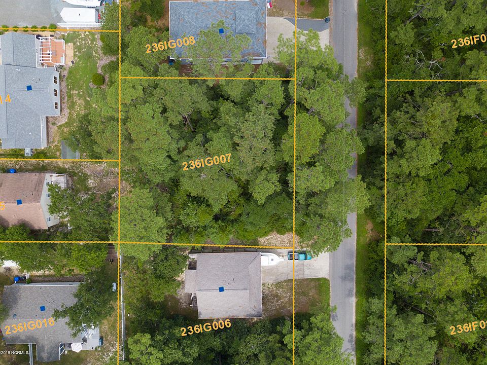 1st image of 323 & 325 NE 55th Street