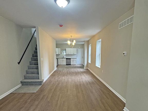 5th image of 5738 Vandike St