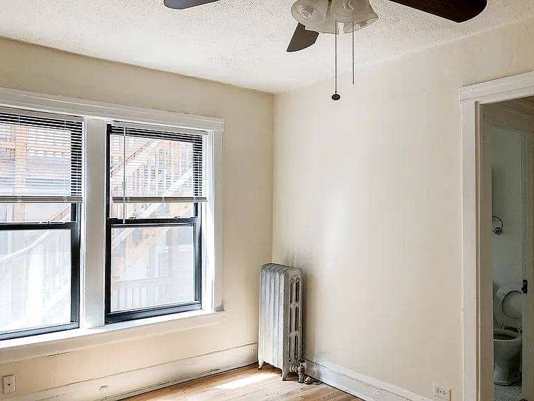 512-20 W. Cornelia — Photo 7