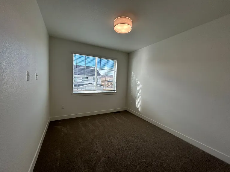 5061 Avon Ave — Photo 8