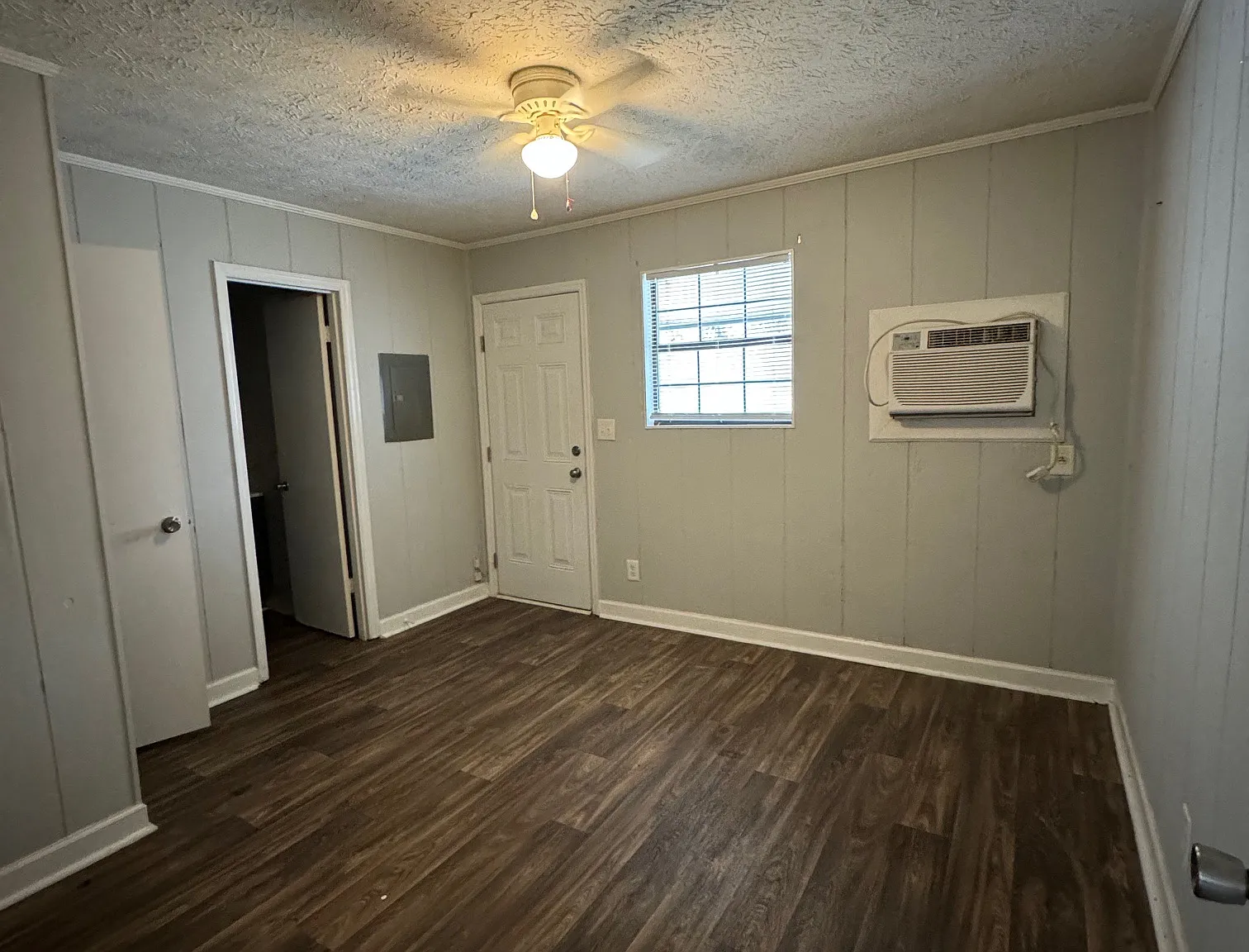 Whispering Pines - 14 — Photo 4