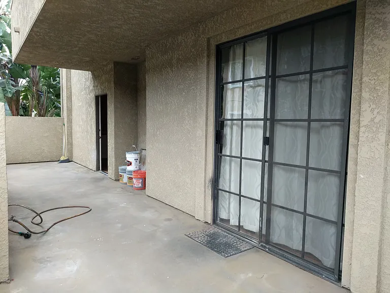 221 S Oak Knoll Ave — Photo 14