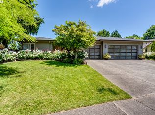 1595 Victorian Way, Eugene, OR 97401