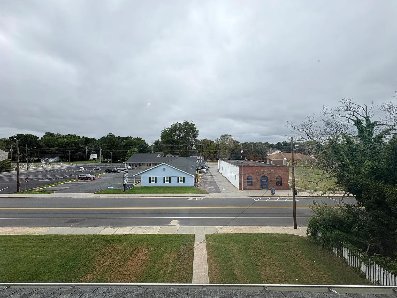 11689 Somerset — Photo 3
