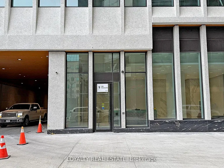 230 Simcoe St #2713 — Photo 35