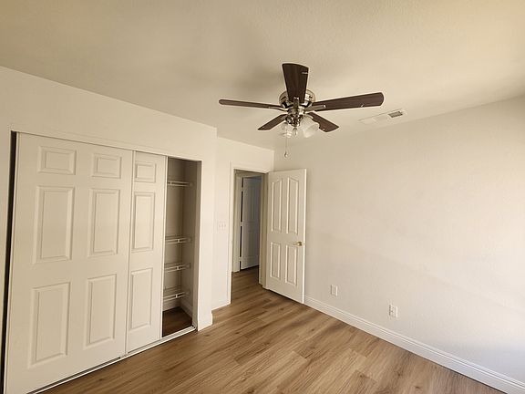 4th image of 908 Alta Oaks Dr