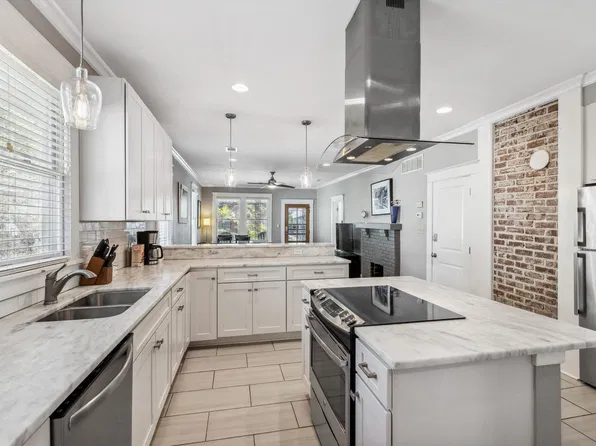 1055 New York St, Memphis, TN 38104