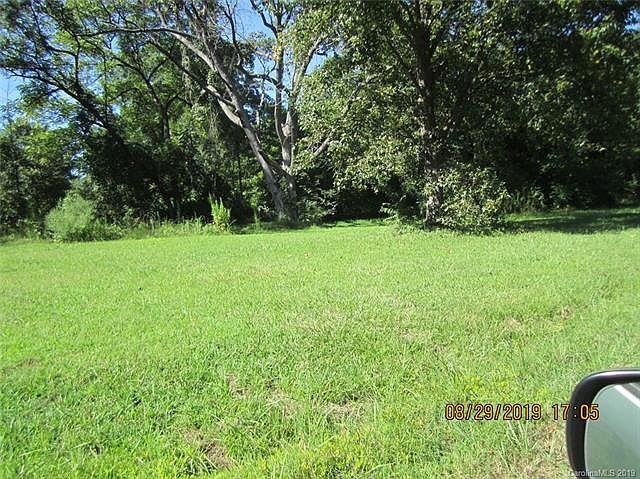 2nd image of 3410 Statesville Blvd