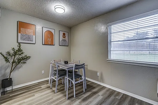 The Mirabel Apartments — Photo 6
