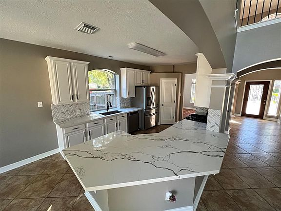 5th image of 18202 Wisteria Estates Ln