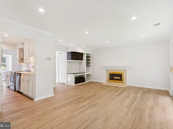 19724 Wootton Ave, Poolesville, MD 20837