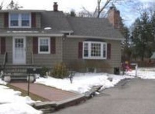 20 New St, Pleasantville, NY 10570