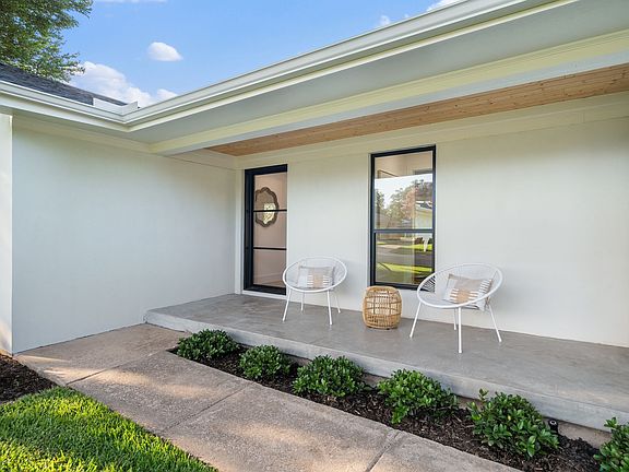 3rd image of 6317 E University Blvd
