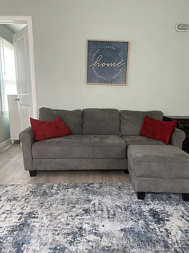 407 W San Ysidro Blvd W Photo 1