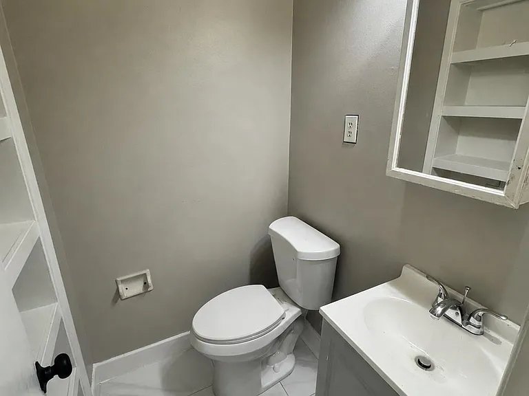 4669 Durbin Ave — Photo 15