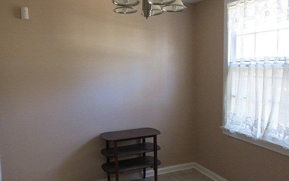 5th image of 1024 Idylwood Dr