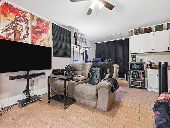 5th image of 2601 61ST AVENUE N