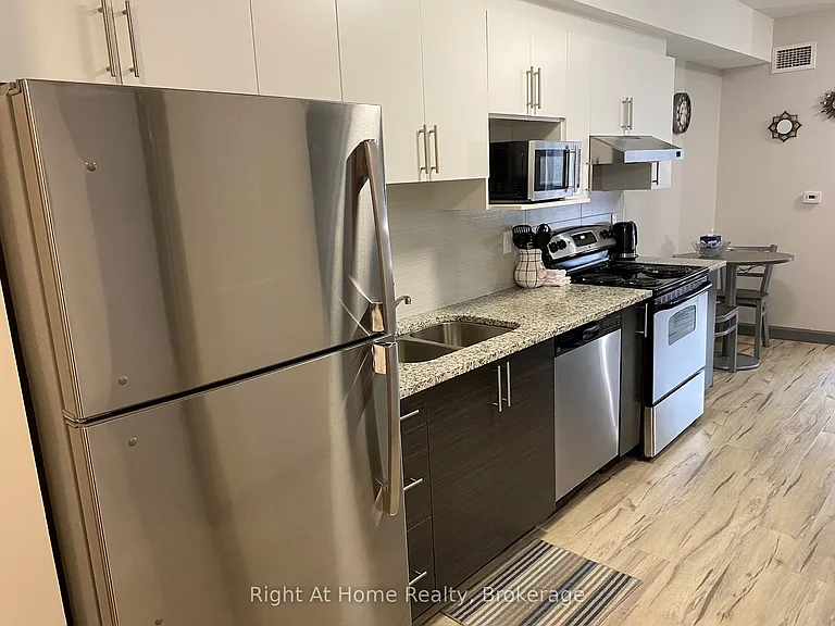 258 A Sunview St #1310 — Photo 4