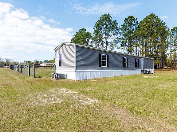 4th image of 5966 Futch Rd